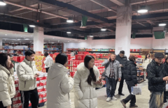 网的百名出名网红取多家支流代表齐聚临沂